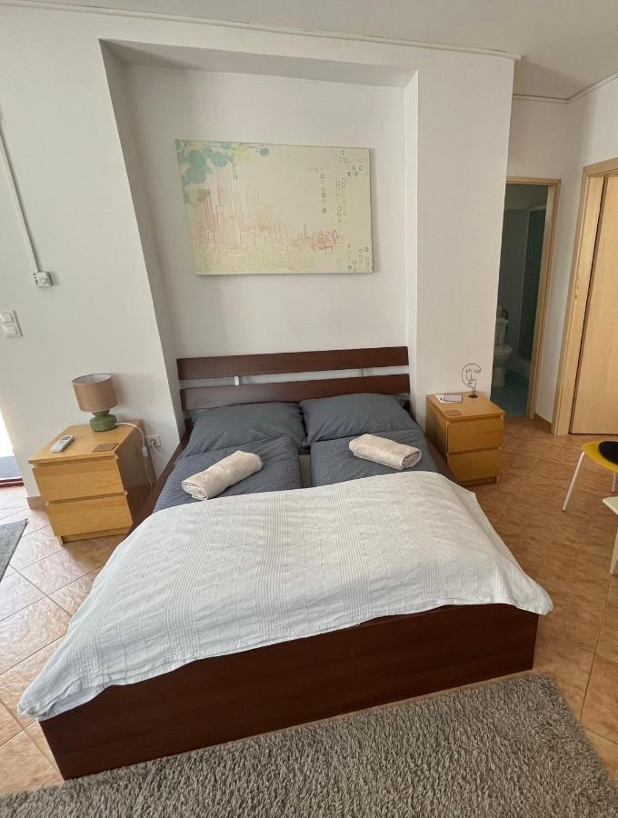 Wash House Apartman Győr Kültér fotó
